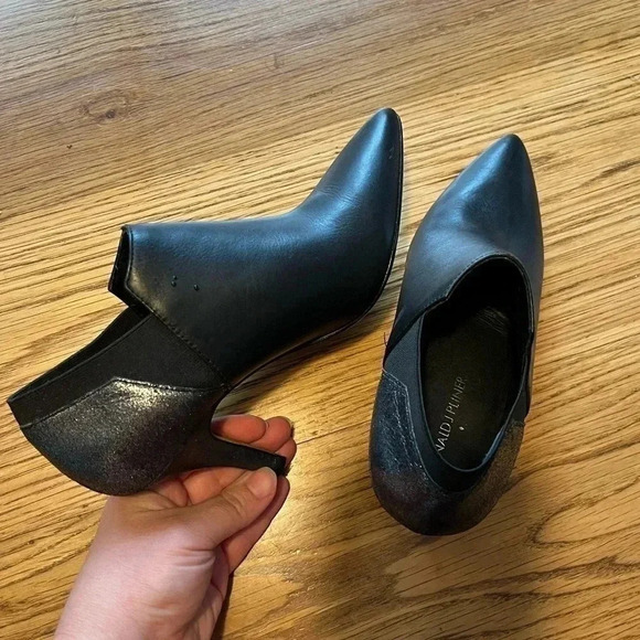 Donald J Pliner Tillie Leather Point Toe Pull On Chelsea Boot Bootie Size 5 1/2M - Picture 11 of 12